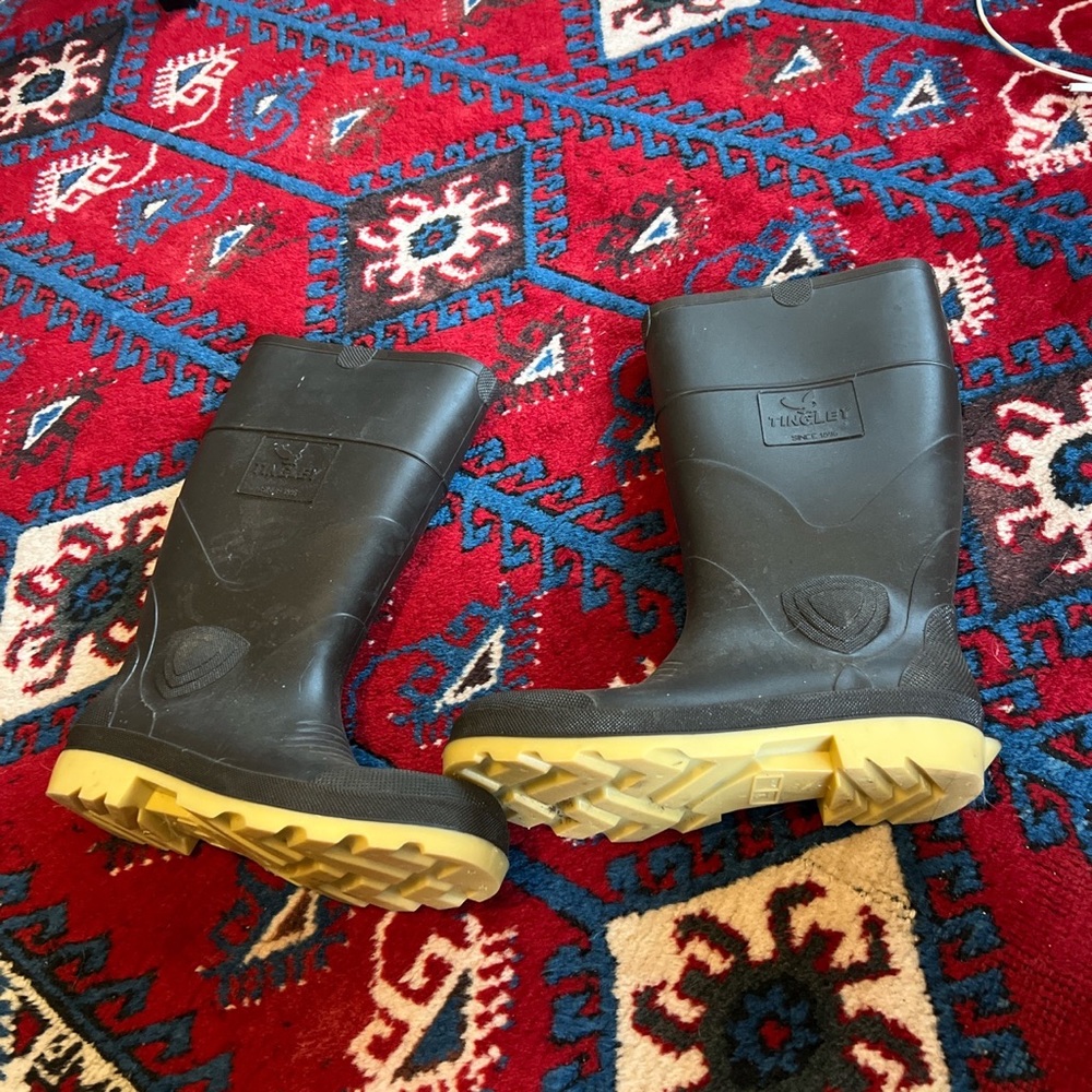 TINGLEY GREY RAIN BOOTS